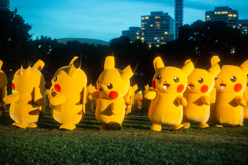 Illustration for article titled In Photos: 2,000 Dancing Pikachus (And Their Fans) Take Over Yokohama, Japan